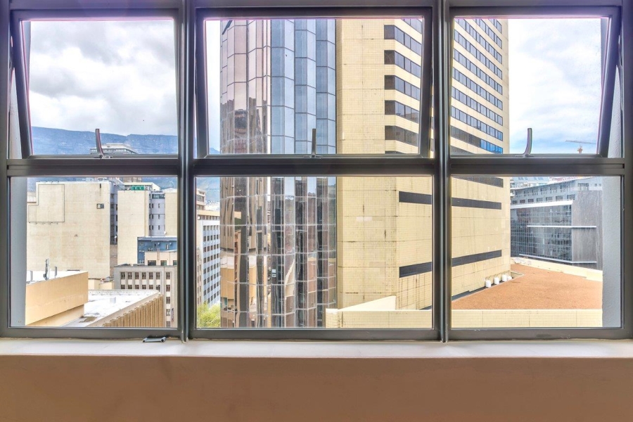 1 Bedroom Property for Sale in Cape Town City Centre Western Cape